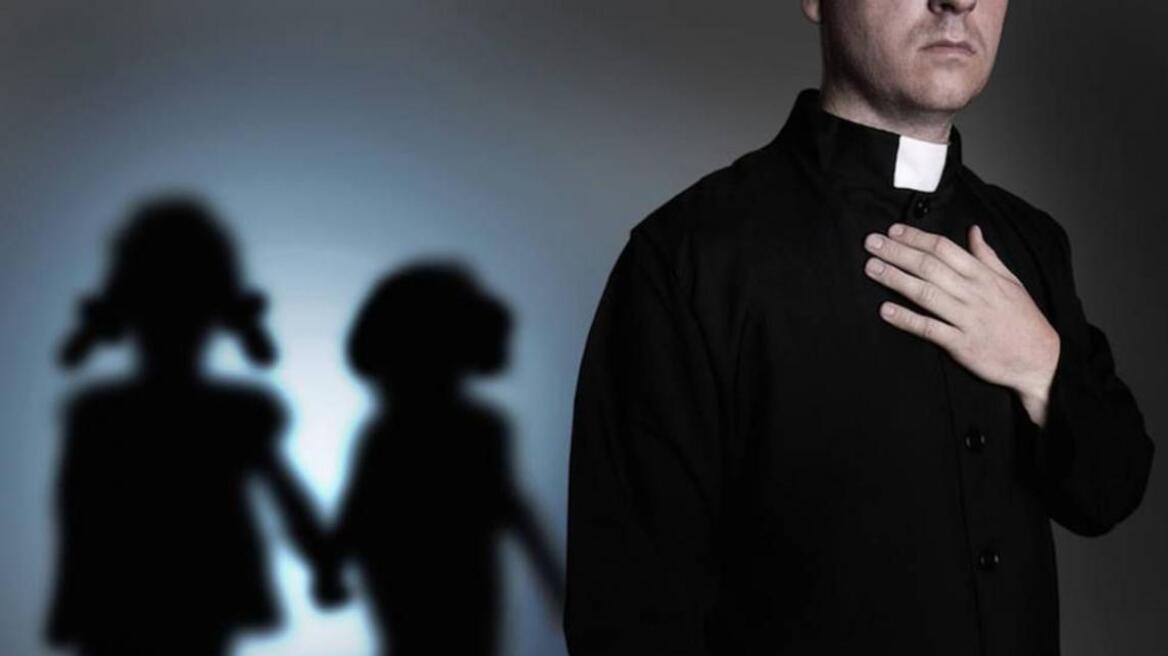 Πάπας Φραγκίσκος: « Ο κανόνας της αγαμίας των καθολικών κληρικών θα μπορούσε να αναθεωρηθεί»
